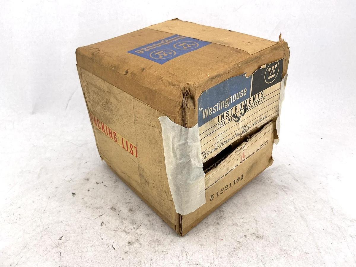 New Westinghouse 291B461A26 Analog Panel Meter Type KA-241 0-600Amps 25-200CY/HZ