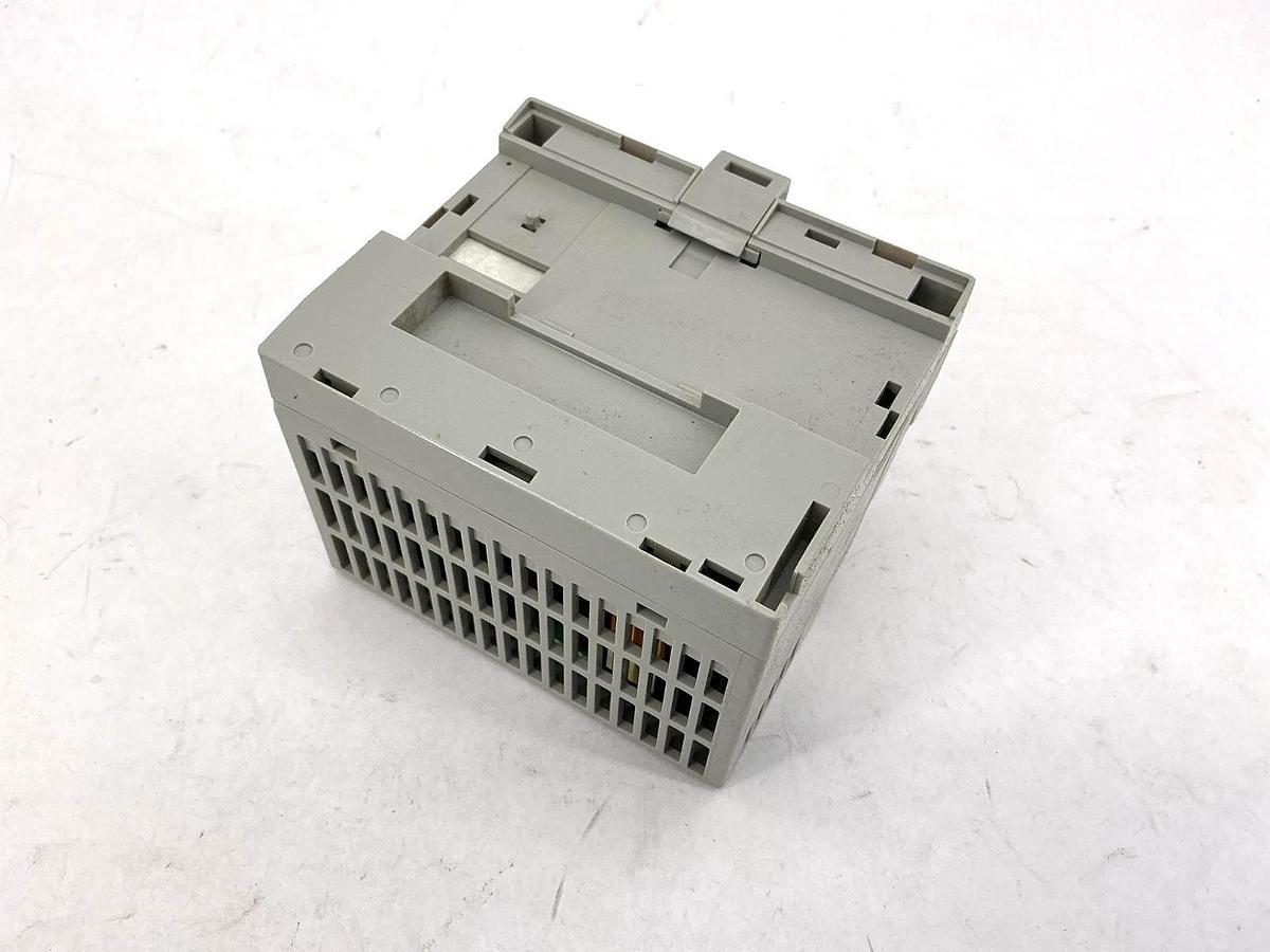New Allen Bradley 2711P-RSACDIN Ser A AC Power Supply IN120/230VAC OUT 24VDC 3A