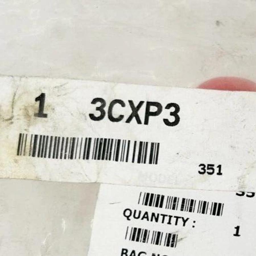 Lot of 2 New Destaco 3CXP3 Horizontal Latch Clamps 375 Lbs 1.83" J-Hook Arm