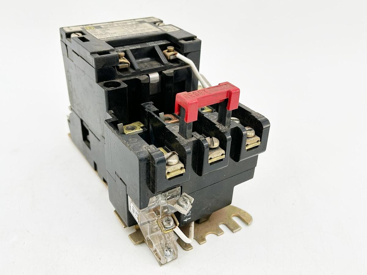 Used Square D 8736SC08V02S Reversing Starter 120V 10HP NEMA Size 1