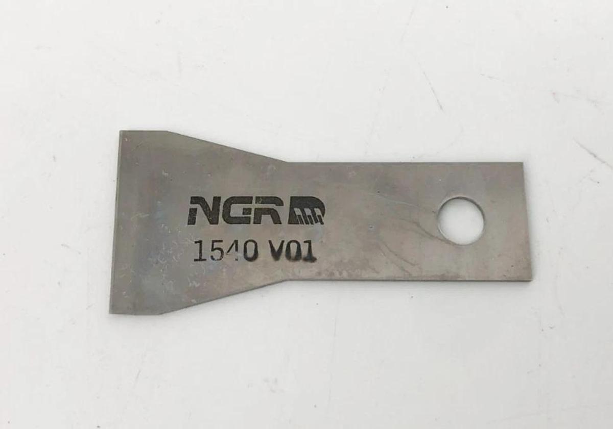 Lot of 25 New NGR 1540 V01 Pelletizer Blades - No Box