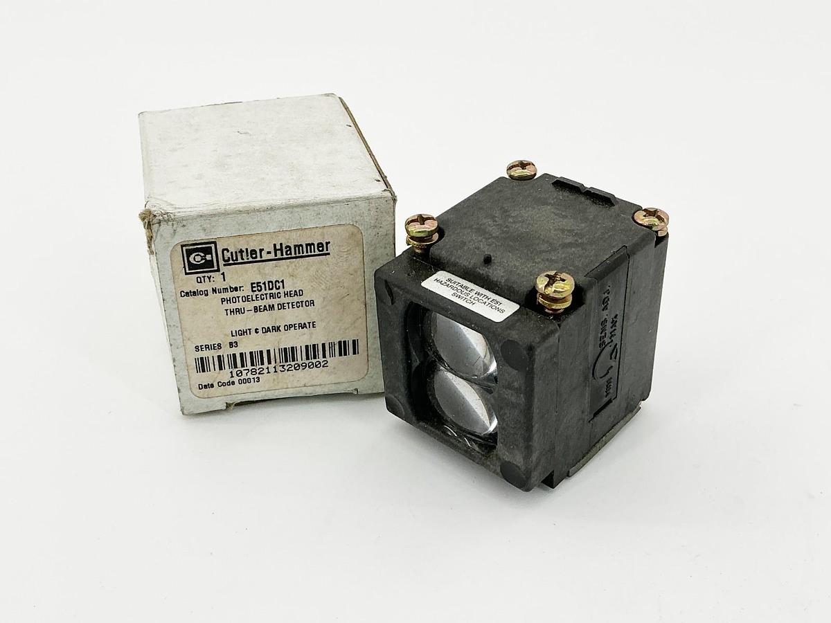 New Cutler Hammer E51DC1 Photoelectric Sensor Head Thru-Beam Detector