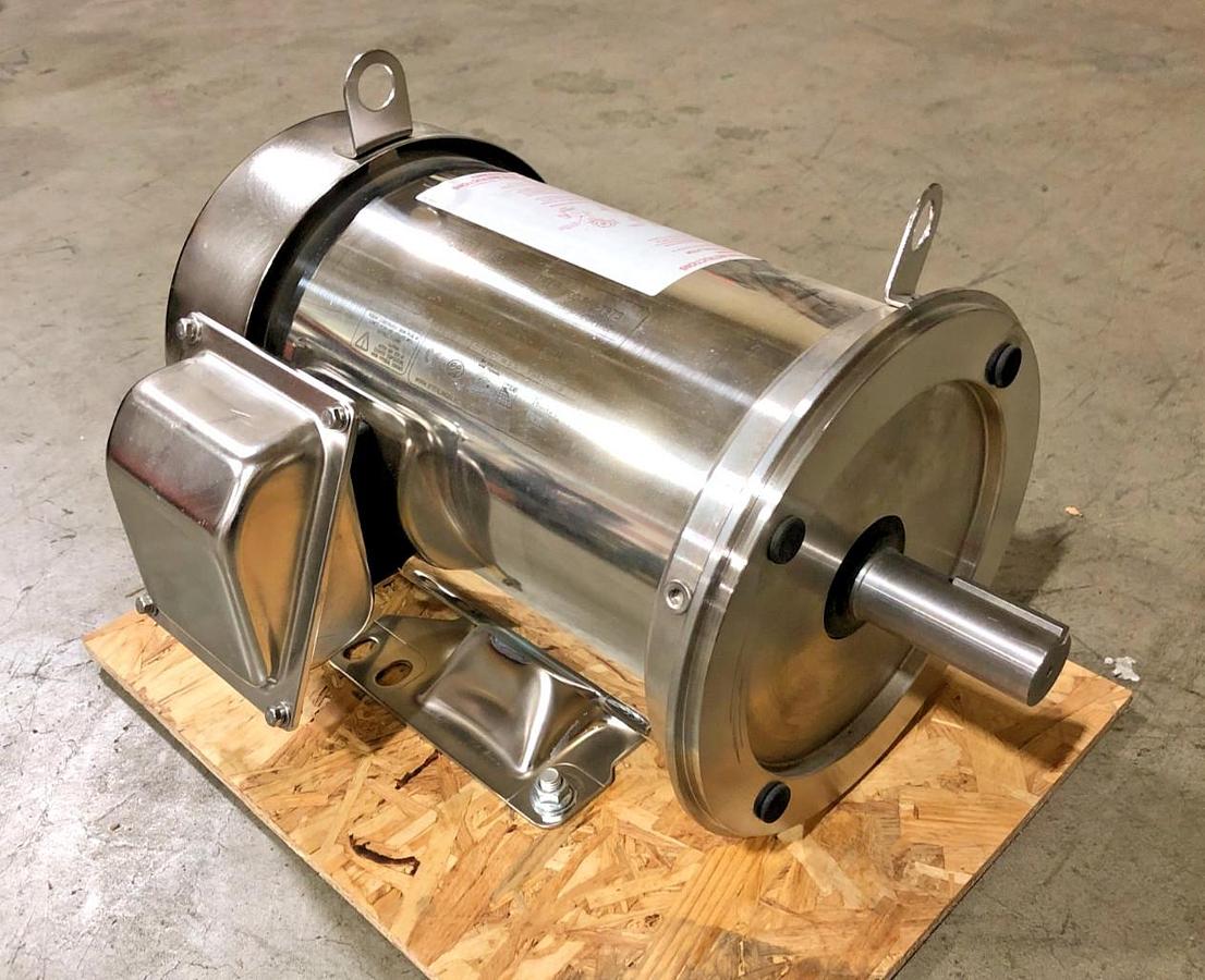 New Sterling XH0052PHA Washdown Motor 5HP 208-230/460V 3500rpm 3PH - No Box