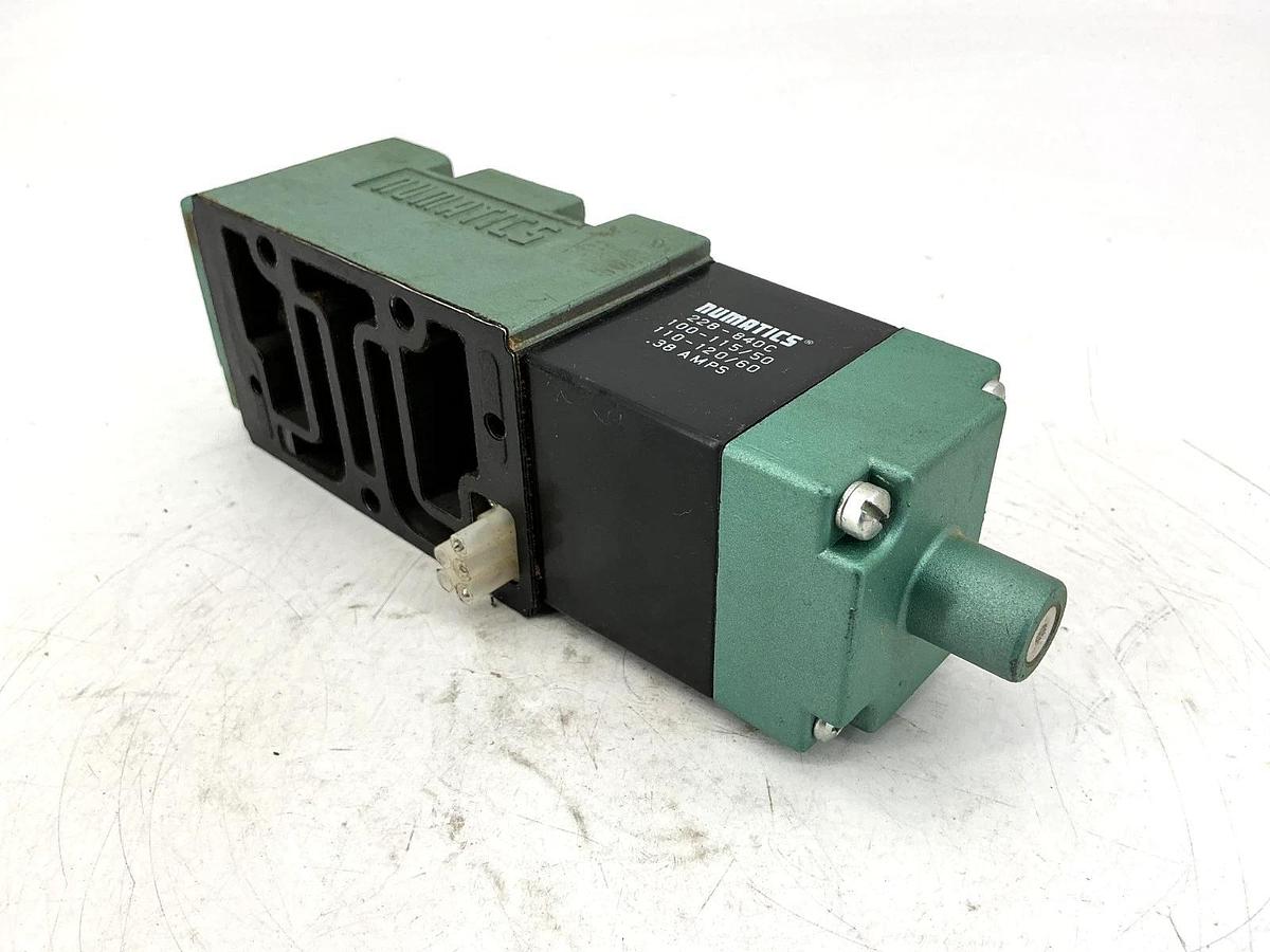 Used Numatics 554SA415K046T Solenoid Valve 150PSIG-Air 0.37A 120VAC 50/60HZ