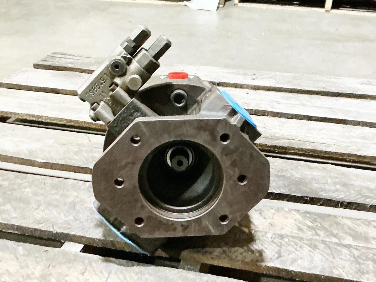 New Rexroth AA10VS071DR/31R PKC92K05 Gear Pump GG2064 - No Box
