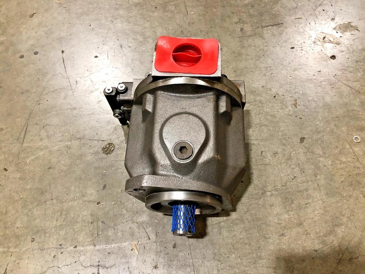 New FluiDyne A10VS071DFR31RPKC62N00 Axial Piston Variable Pump 1-1/4" Shaft