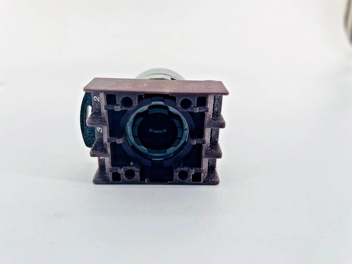 New GE P9MPNRG Push Button Red