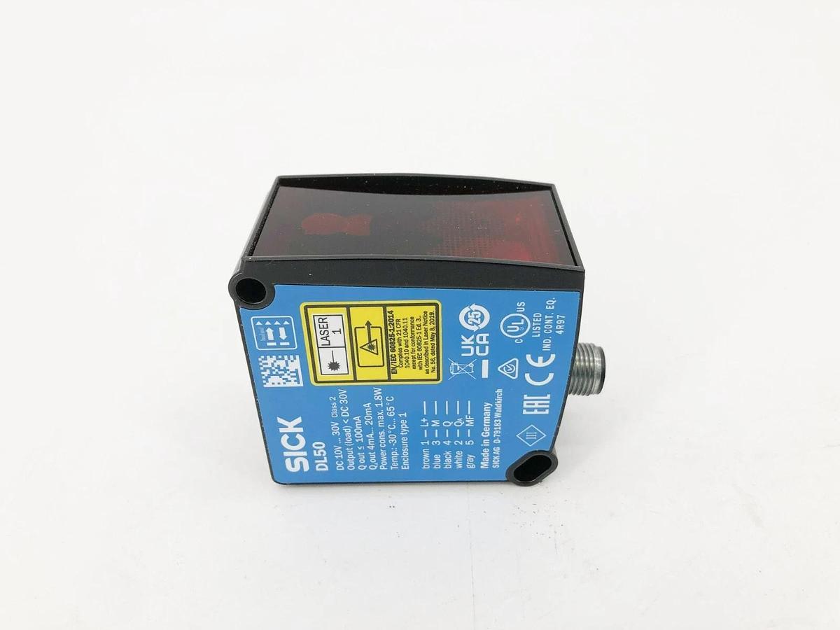 New Sick DL50-P1123 Distance Sensor 200-50000mm Range 10-30VDC