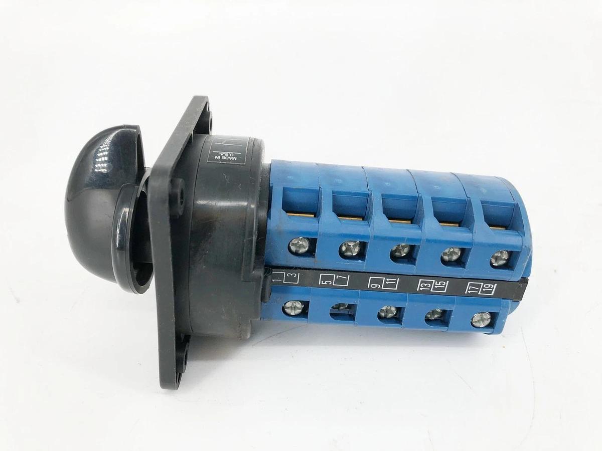 New Kraus & Naimer CA20B Selector Switch 30A 600VAC - No Box