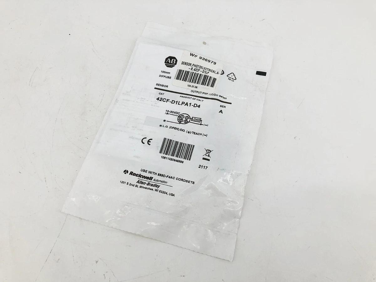 New Allen Bradley 42CF-D1LPA1-D4 Ser. A Diffuse Sensor 10-30VDC