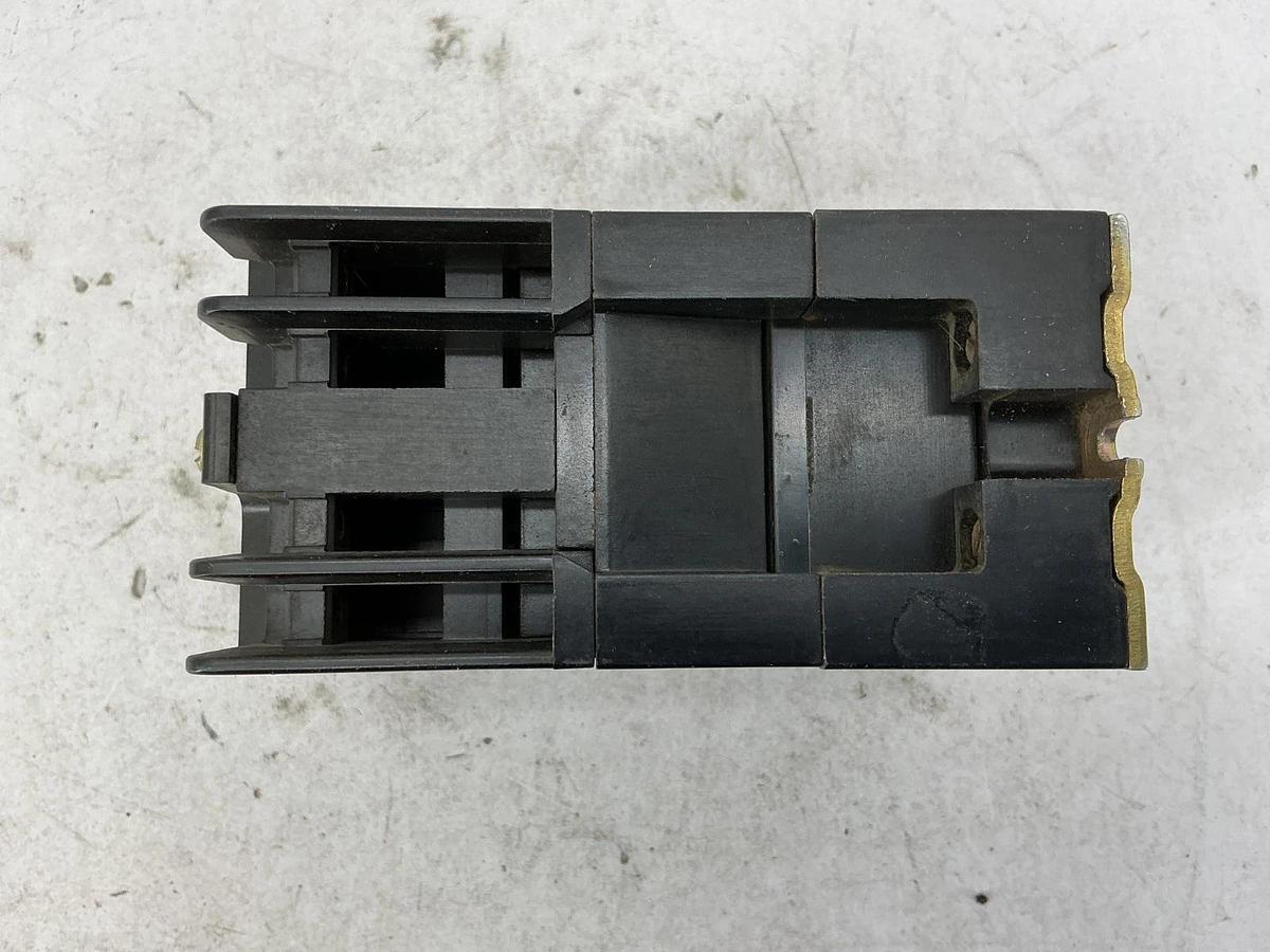 Used Square D 8501LO30 Ser A Magnetic Control Relay 440/480VAC Coil 8501L030
