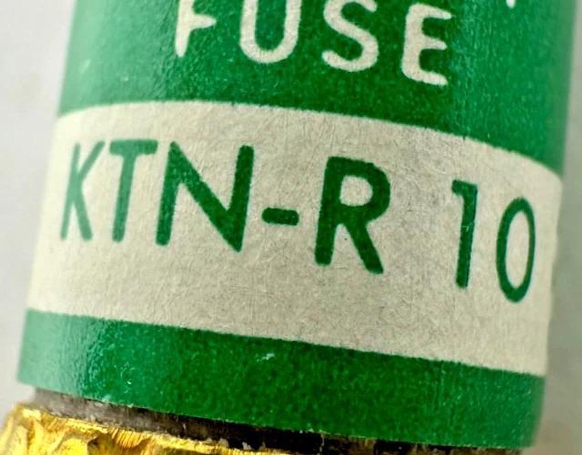 Lot of 4 New Bussmann KTN-R-10 Limitron Fast-Acting Class RK1 Fuse 10A 250V