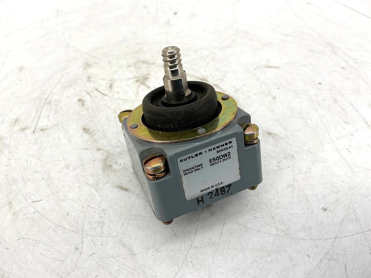 New Eaton Cutler-Hammer E50DW2 Ser A1 Limit Switch Heavy Duty Wobble Head