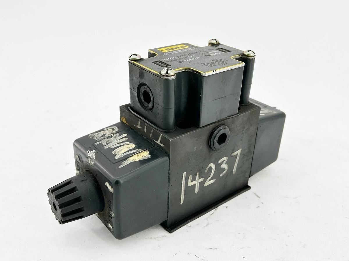 New Parker D3W20DNYC5-30 Directional Control Solenoid Valve 5000PSI .75A 120V
