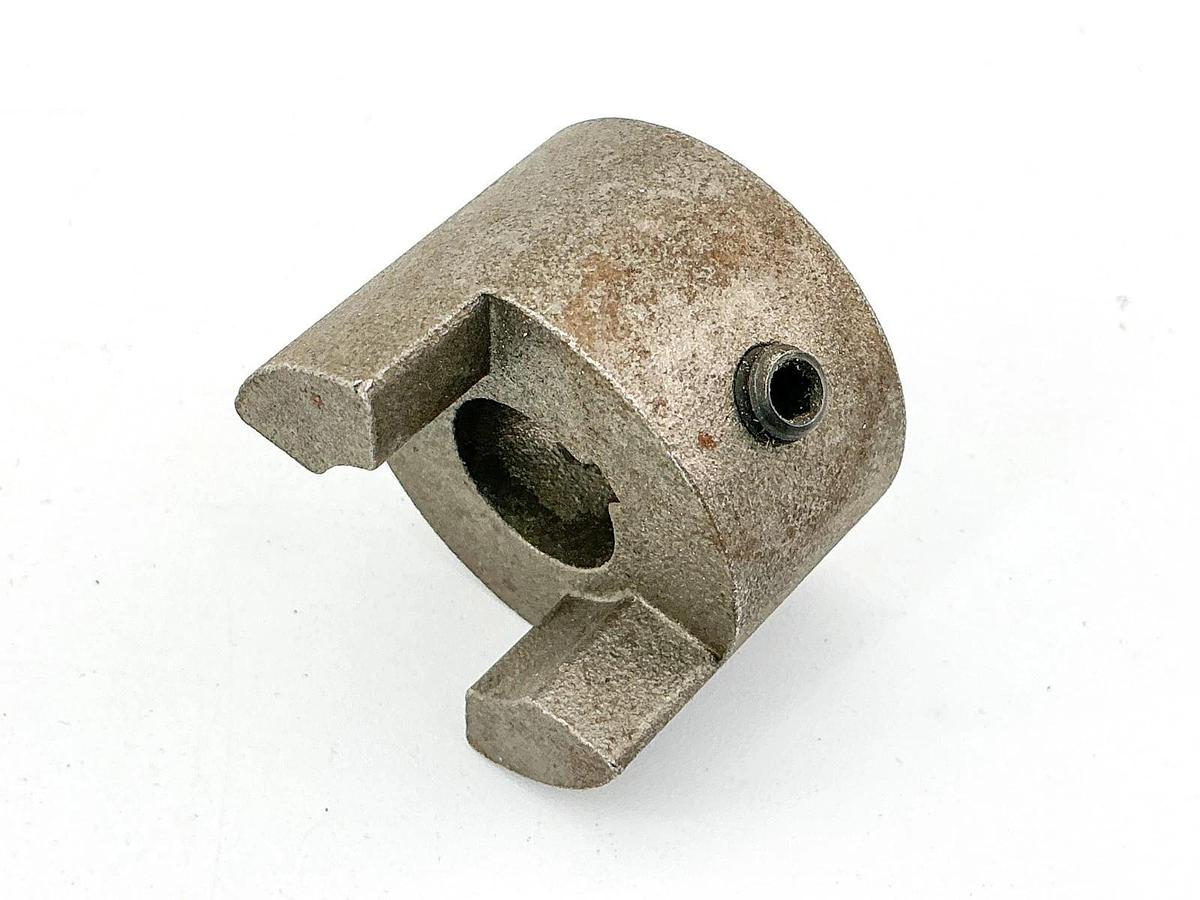 New Lot of 2 Martin ML070-9/16 Coupling Jaw 9/16" Bore