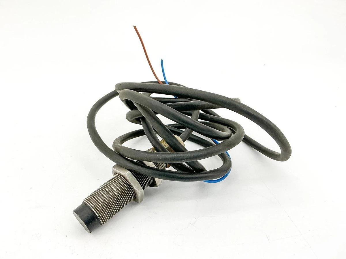 Used Cutler Hammer E57LAL18A2E Proximity Switch 20-250V 250mA