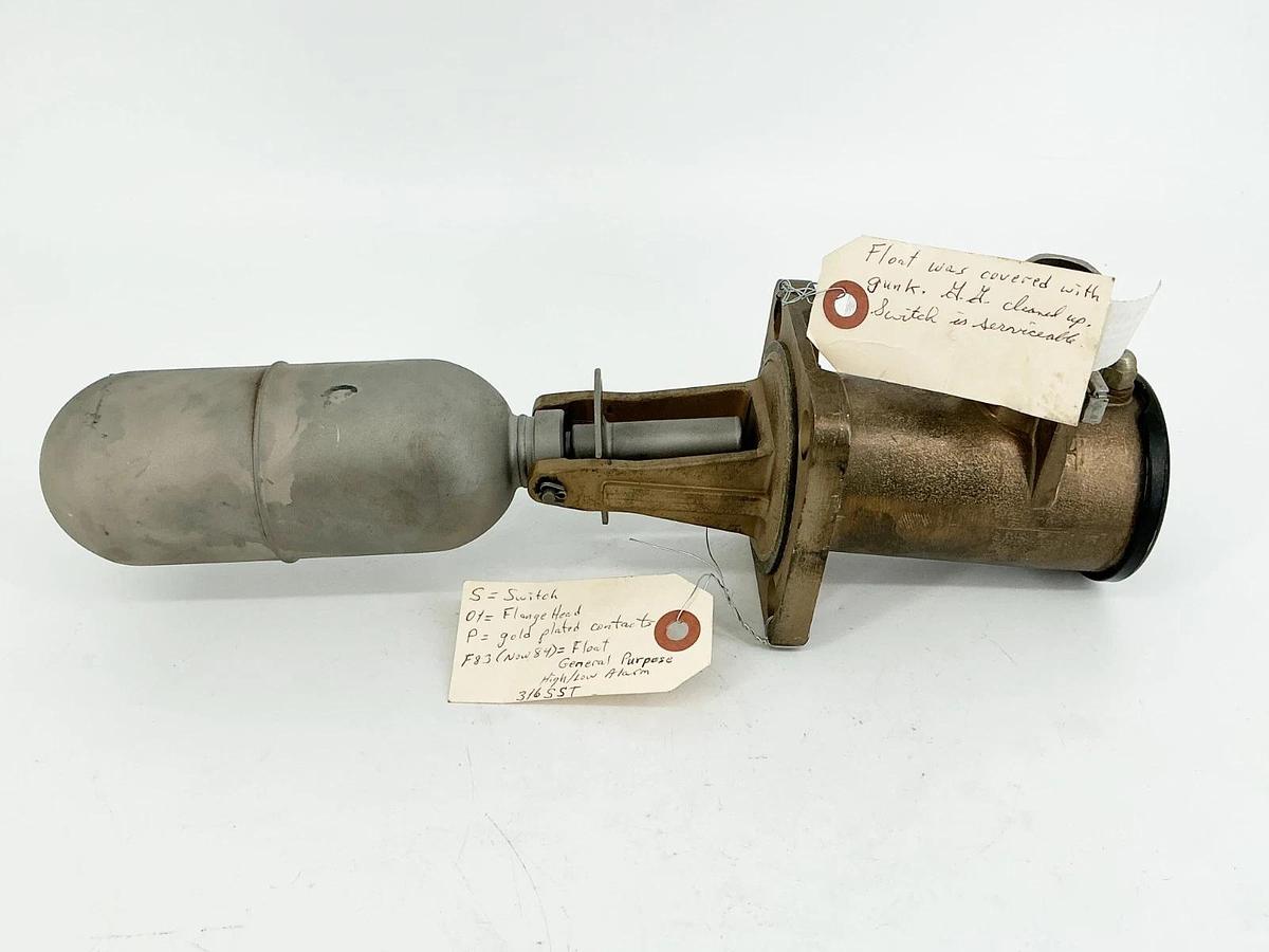 Used Mobrey Magneettinen S01P/F83-IP65 Float Level Switch 380V 8A 2000VA 70W 18Bar