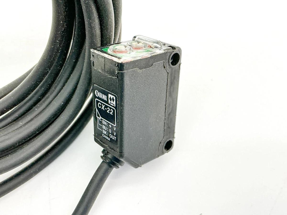 New SunX CX-22 Photoelectric Sensor UCX22 - No Box