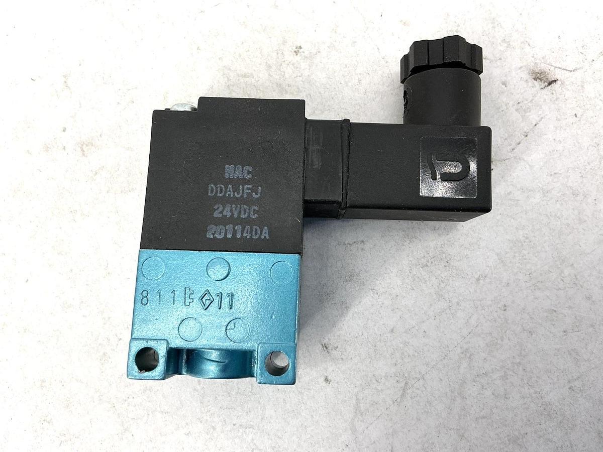 New MAC Valves 35A-AAA-DDAJ-1KA Solenoid Valve 24VDC 3-Way - No Box