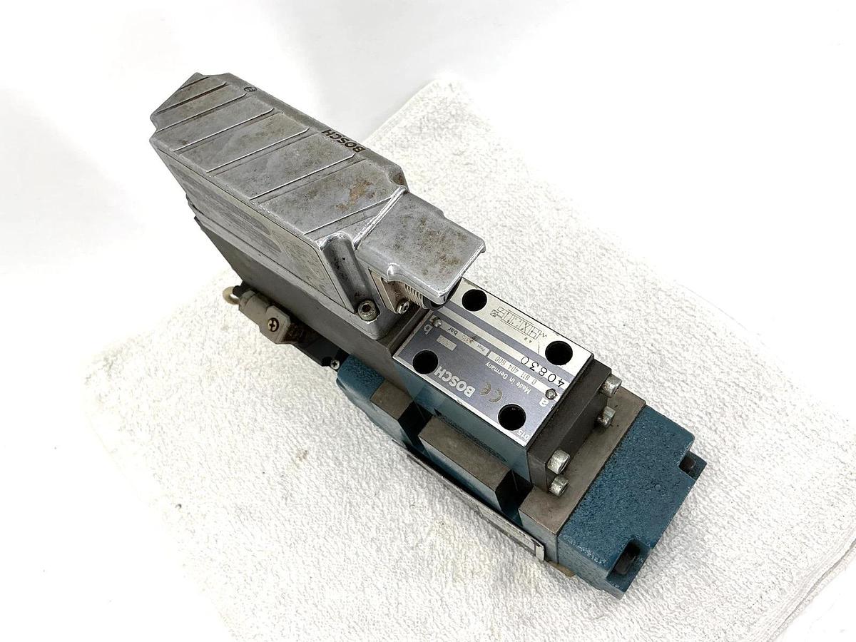 Used Bosch 0811404713 3625PSI Hydraulic Valve 7-Pin 24V 4WRLE-10-E80SJ-3X/G24ETK0/A1M