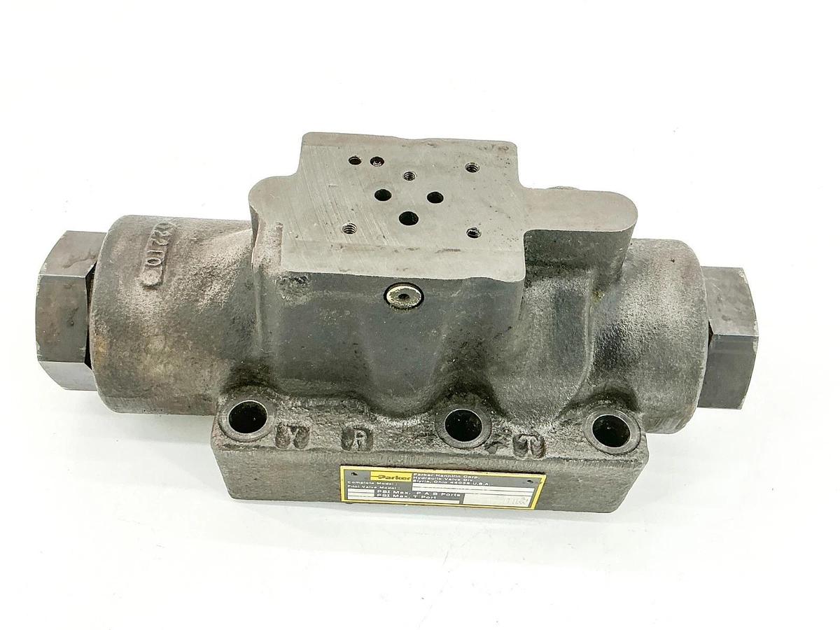 Used Parker D61VW1C4NYC-70 Valve Base Only 1500PSI D1VW4CNYC-70