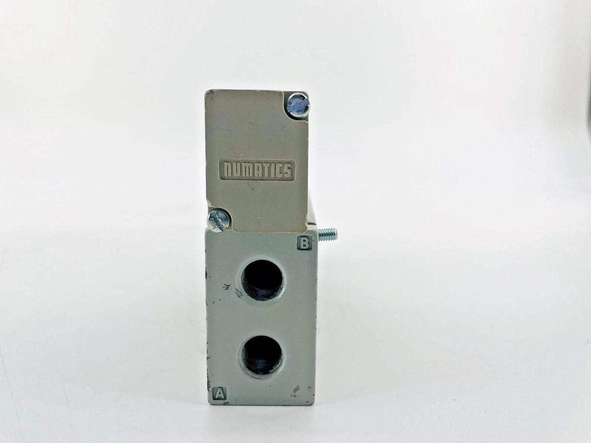 Used Numatics 062BB415K Solenoid Valve 110/120V .05A 120PSIG Air