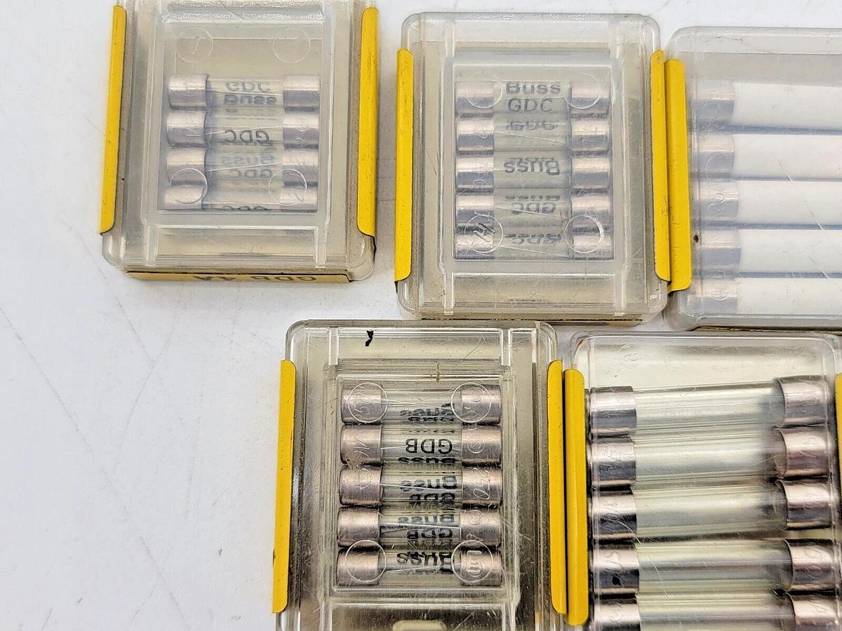 Lot of 31 Assorted New Bussmann Small Cartridge Fuses MDA-1/4 GBD GBC