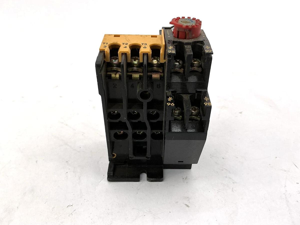 Used Allen Bradley 193-BSB12 Ser A Relay Current Range 0.8A-1.2A 380V