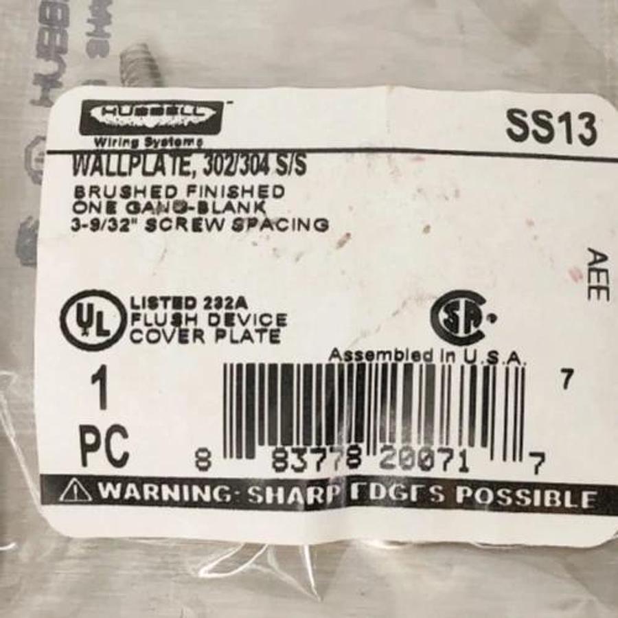 Lot of 8 New Hubbell SS13 Stainless Steel Wallplates 1-Gang Blank - No Box