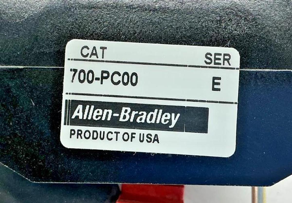 New Allen Bradley 700-PC00 Ser E Relay Third Deck Type P 0-Pole 0NO 700PC00