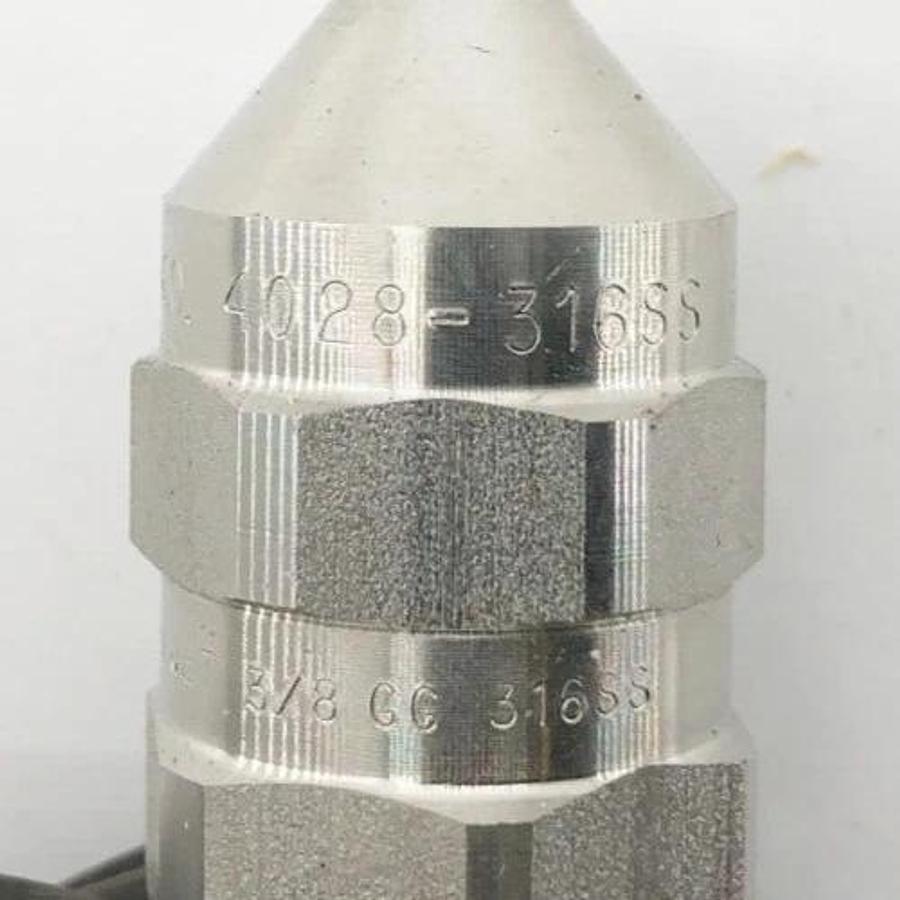 New Spraying Systems 4028-316SS Full Jet Nozzle 3/8 GG