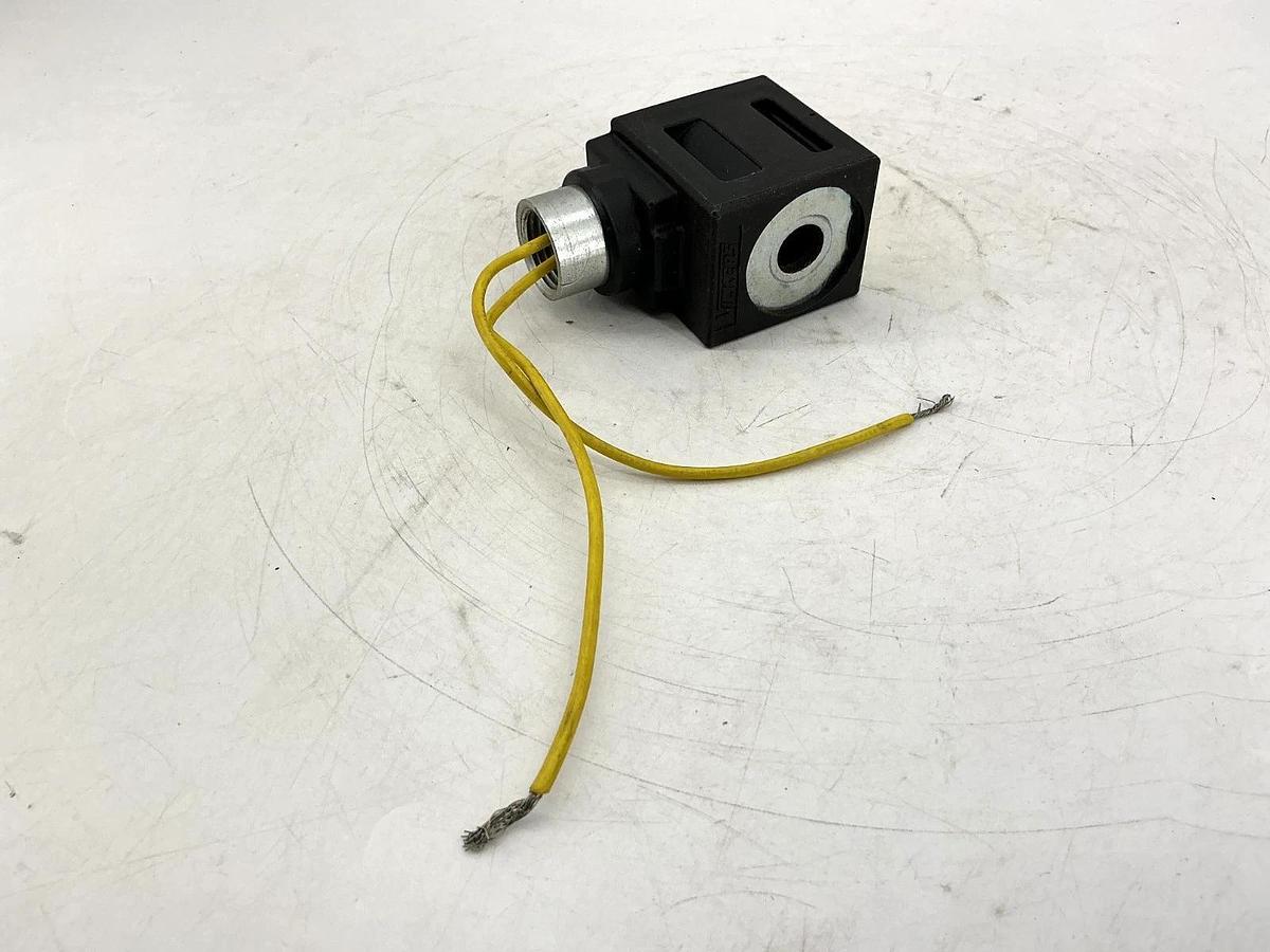 Used Vickers 02-178106 Solenoid Coil 1/2" NPT Conduit Port 2-Wire 20-Watt 120VAC