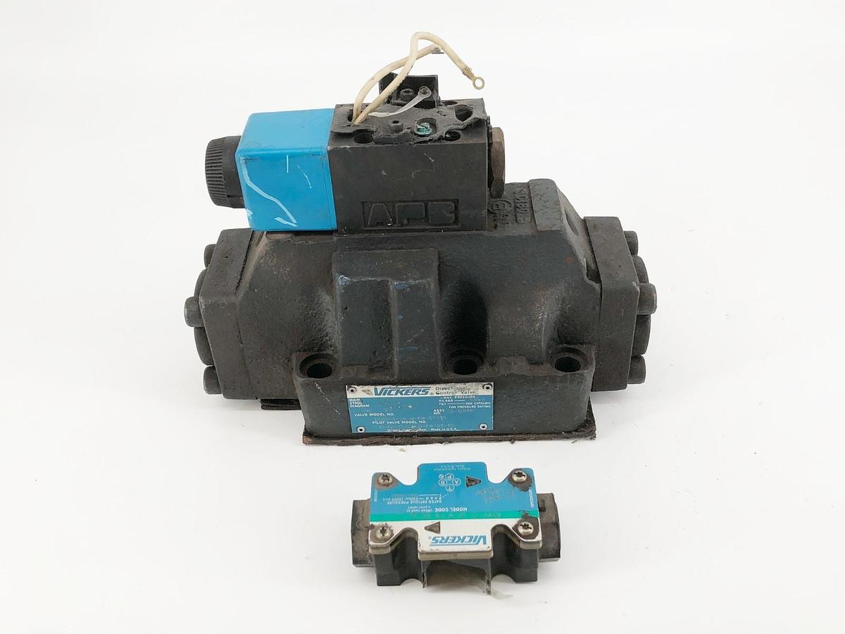 Used Vickers DG5S-8-2A-M-FW-B5-30 Solenoid Valve w/ DG4V-3S-2A-M-FW-B5-60 02-126461
