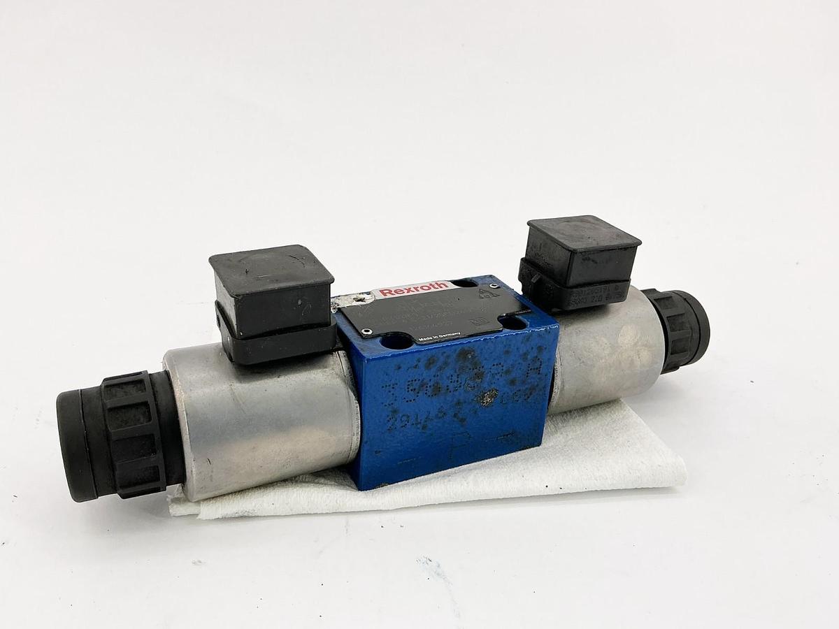 Used Rexroth 3DREP-6C-21/25EG24N9K4/V-674 Directional Control Valve R901227875