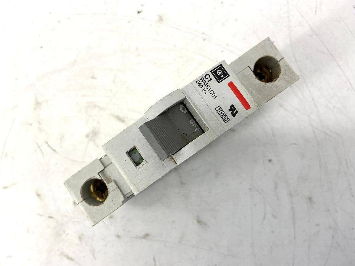 Used Lot of 2 Cutler-Hammer WMS1C01 Circuit Breaker Type C C1 1-Pole 1A 240V