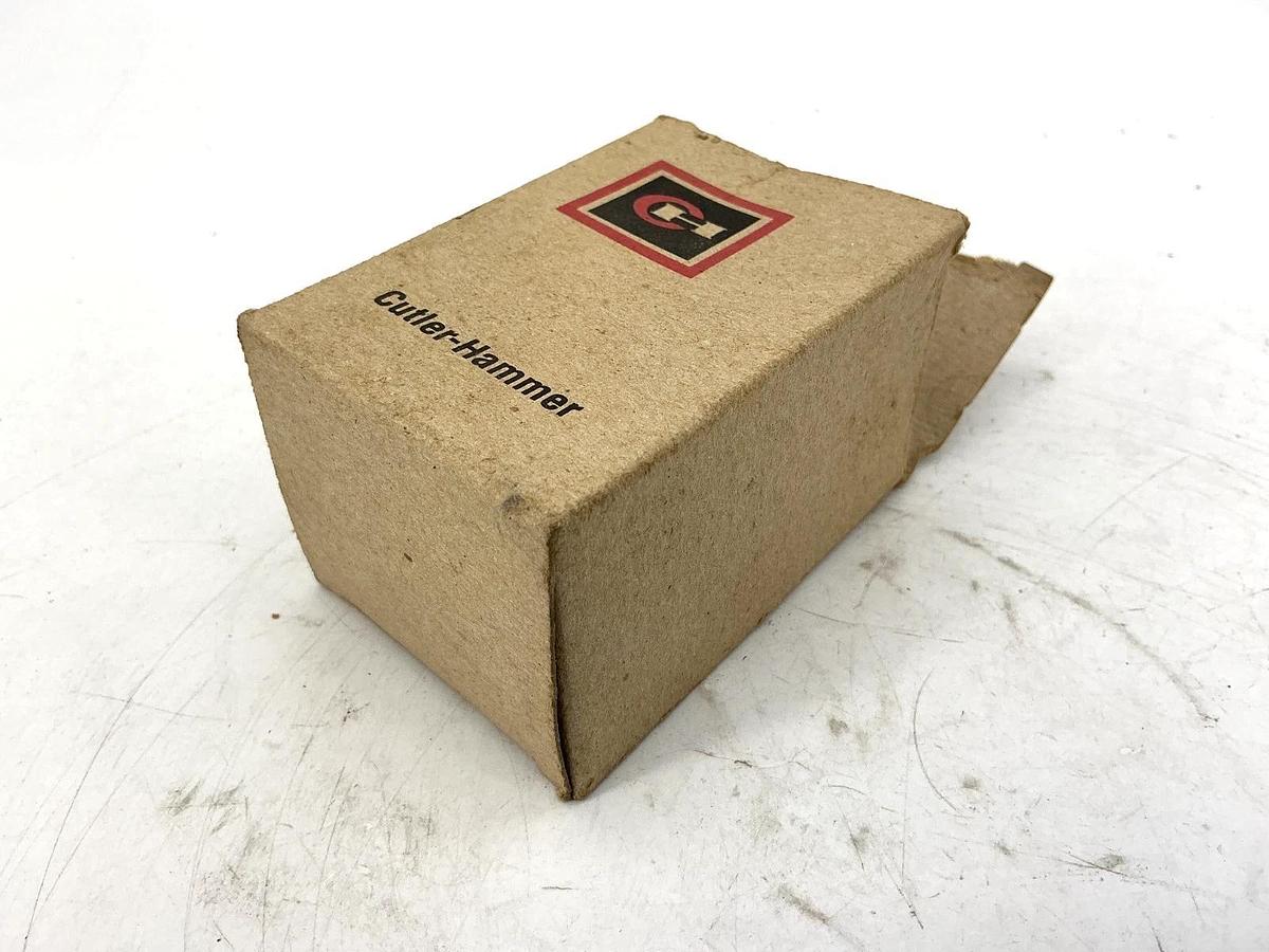 New Eaton Cutler-Hammer 10250T97L Light Module for Push-Pull Oper No Bulb 250V