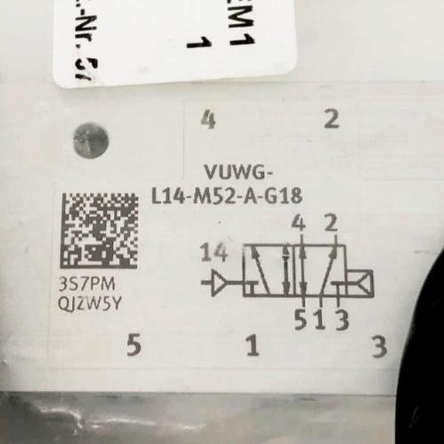 New Festo VUWG-L14-M52-A-G18 Pneumatic Valve 573832
