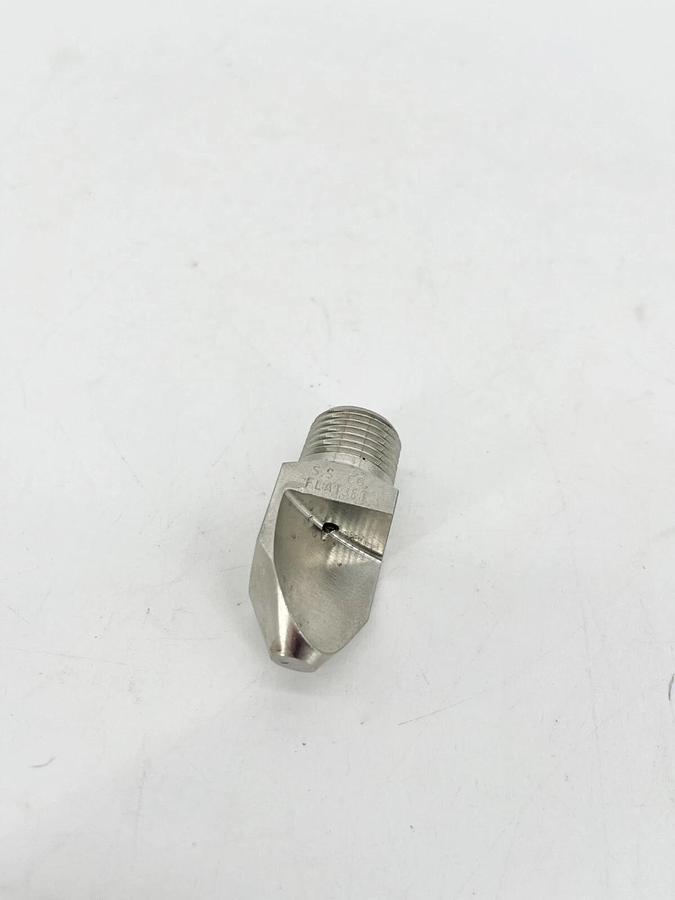 New Spraying Systems 3/8P-316SS3520 Flatjet Nozzle 3/8" Stainless Steel