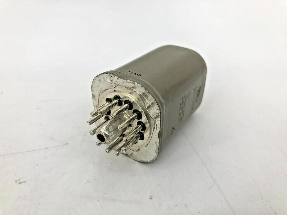 Used Schneider Electric 750XCXH-24D Hermetically Sealed Relay 24VDC