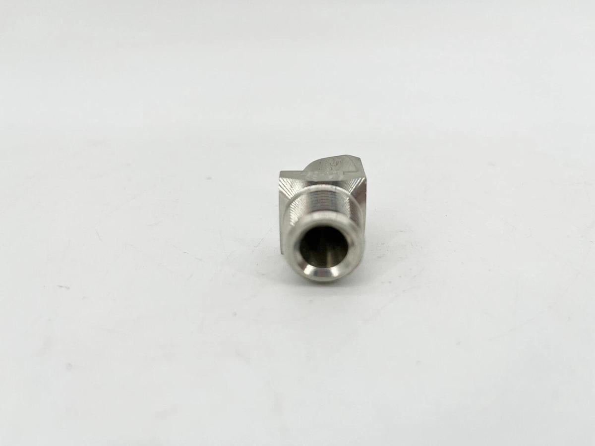 New Spraying Systems 3/8P-316SS3520 Flatjet Nozzle 3/8" Stainless Steel