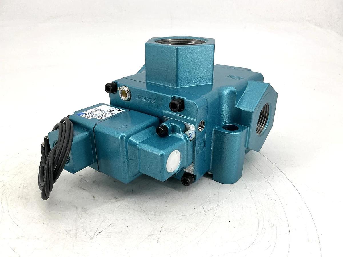 New MAC Valves 58D-11-111CA Solenoid Valve 15Watts 25-150PSI 24VDC 110/120VAC