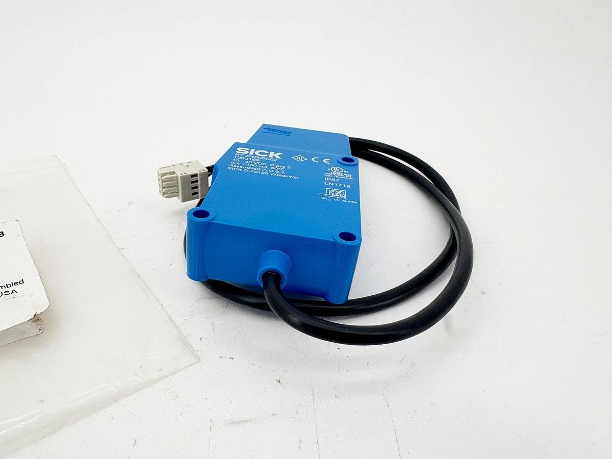 New Sick RT-P4000S02 Photoelectric Proximity Sensor 1063169 10-30VDC 100mA