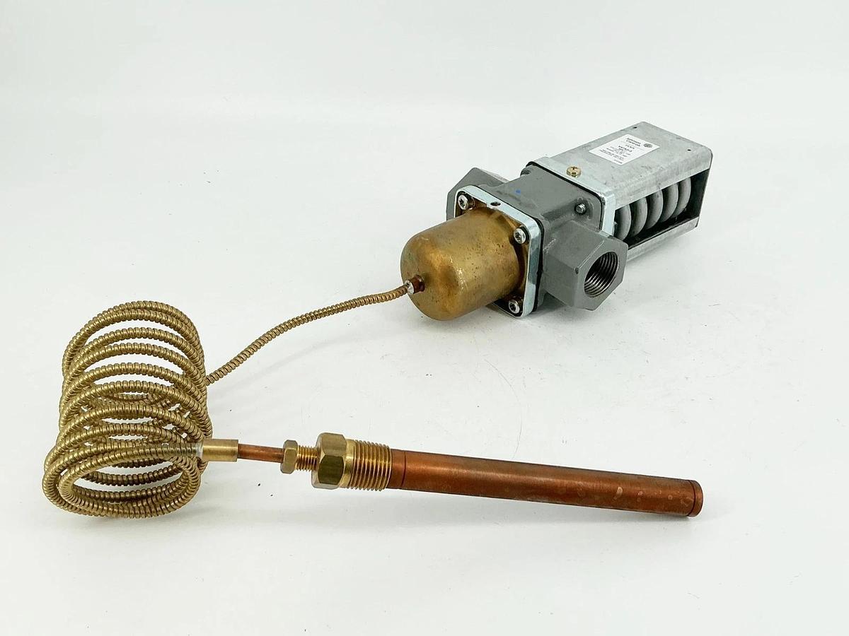 New Johnson Controls V47AD-2C 1" Water Valve 115-180 Deg F 150PSI
