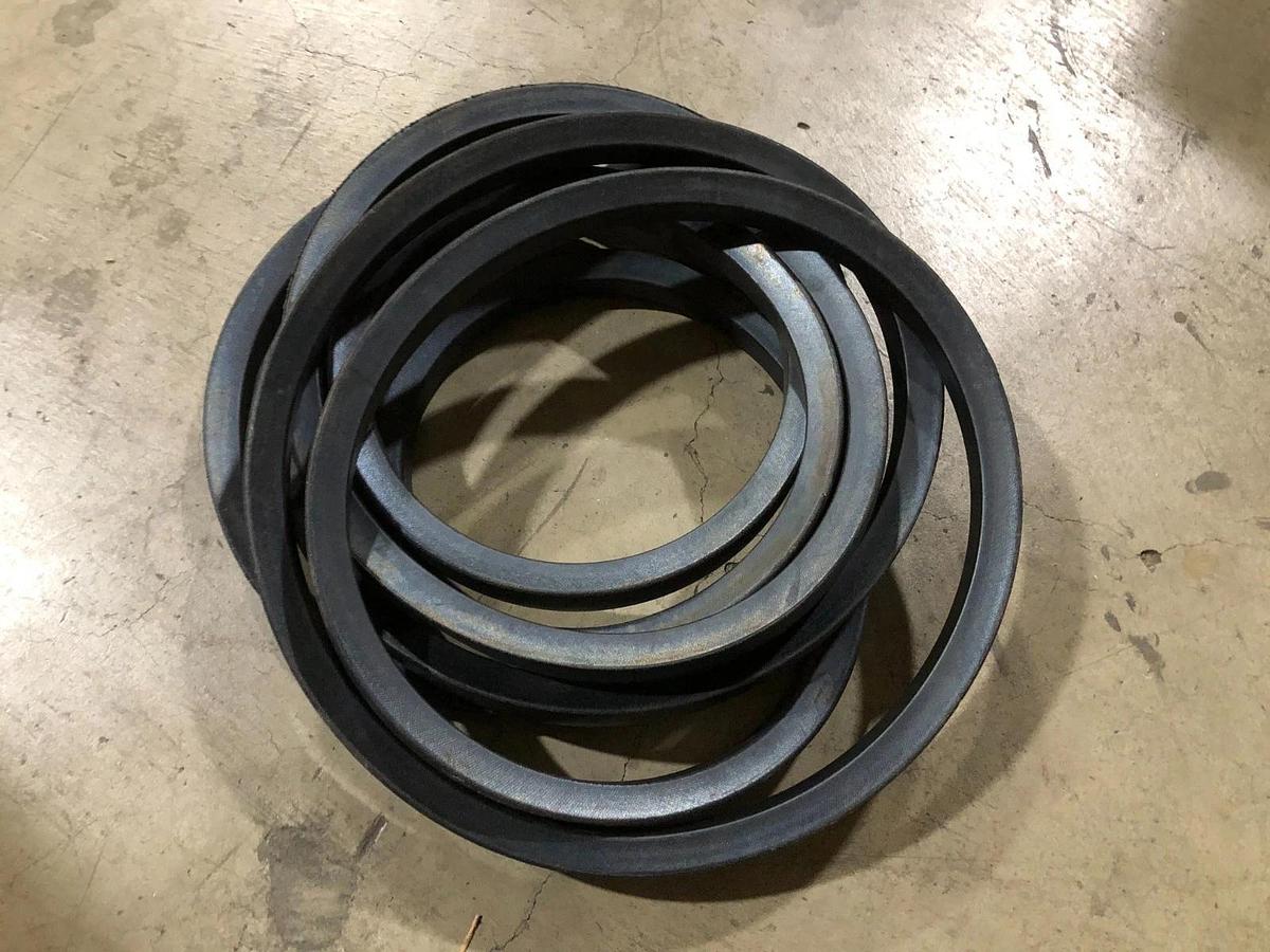 New Gates D285 Hi-Power II V-Belt - No Box
