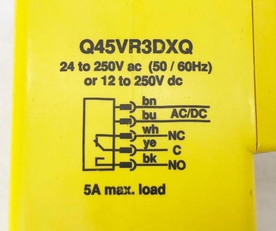 New Banner Engineering Q45VR3DXQ Photoelectric Sensor 3m 12/24-250VD/AC 54310
