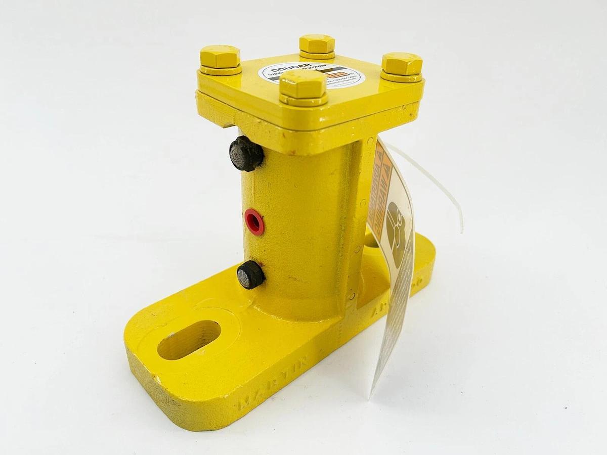 New Cougar Vibration AP5-200-Y Impacting Pistion Vibrator 5000 Series Yellow