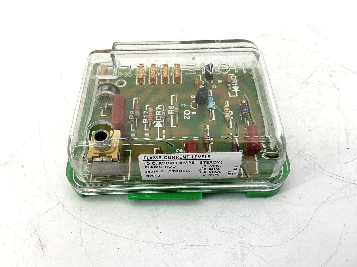 New Honeywell R7289A1004 Plug-In Rectification Amplifier 2-4sec Flame Response
