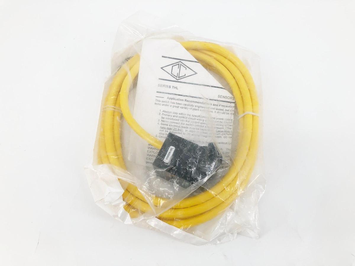 New Canfield Connector 7HL10-000-001 Magnetic Proximity Sensor Floating Clamp