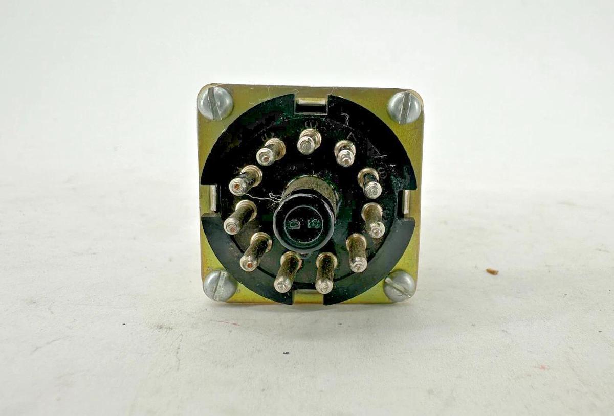 New Potter & Brumfield KCP145000 Relay 11 Pin 5000 OHMS - No Box