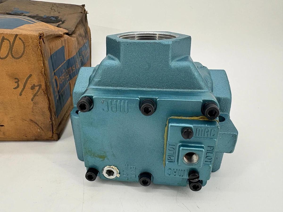 New MAC Valves 58C-53-RA 3-Way Spool Valve